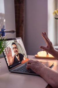 Los beneficios de la psicoterapia virtual 